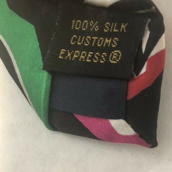 Chesbro Music Co Colorful Music Notes And symbols 100% Silk Tie - Picture 8 of 12